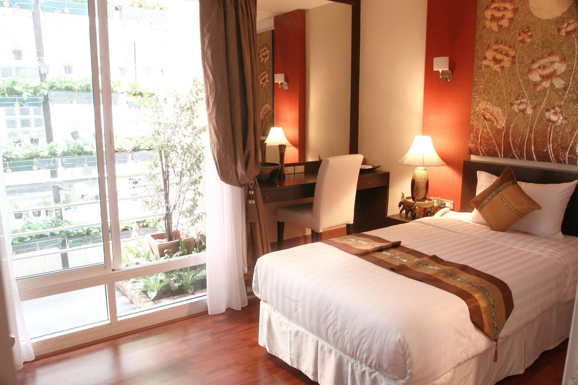Mirth Sathorn Hotel Bangkok Luaran gambar